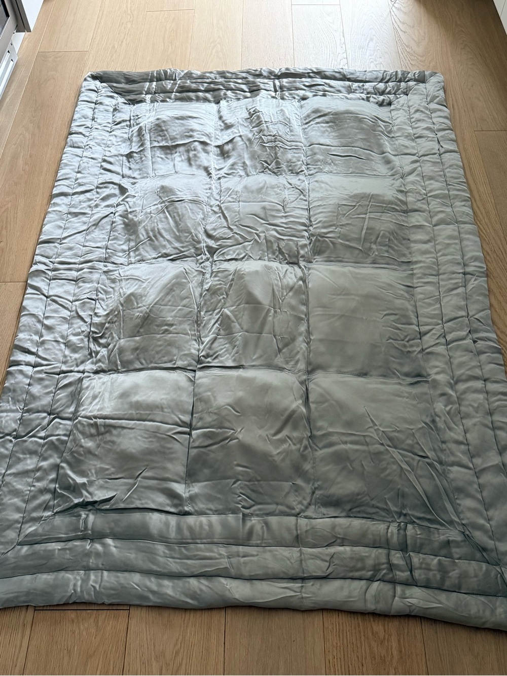 ✨ Donna Karan Home Silk Charmeuse Quilted Throw | Silver Gray | 50” x 70” NWOT